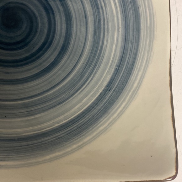 Euro Ceramics Inc Square Dinner Plates Set of Two 10.5”D - Picture 7 of 17